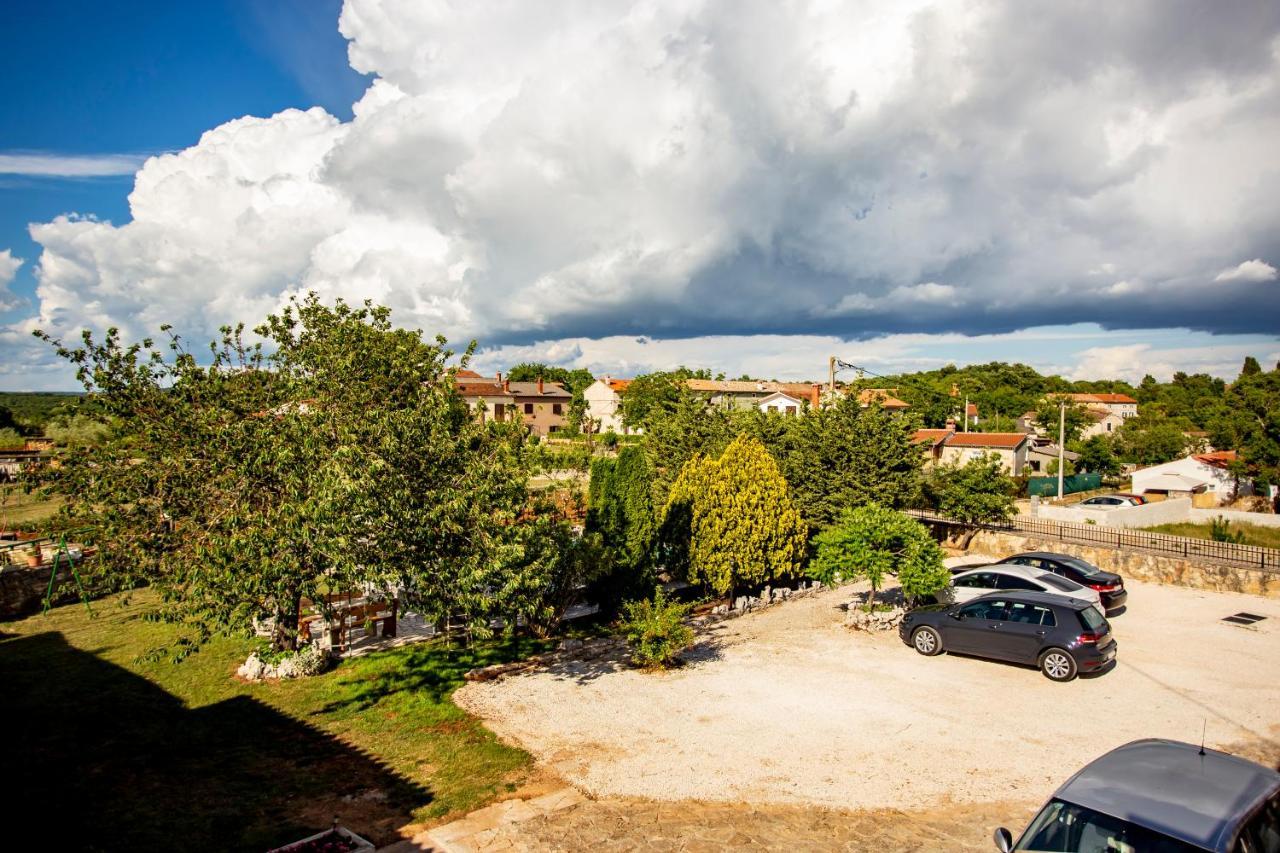 Apartmani Jurman Matohanci Buitenkant foto